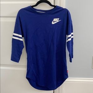 Nike 3/4 sleeve shirt